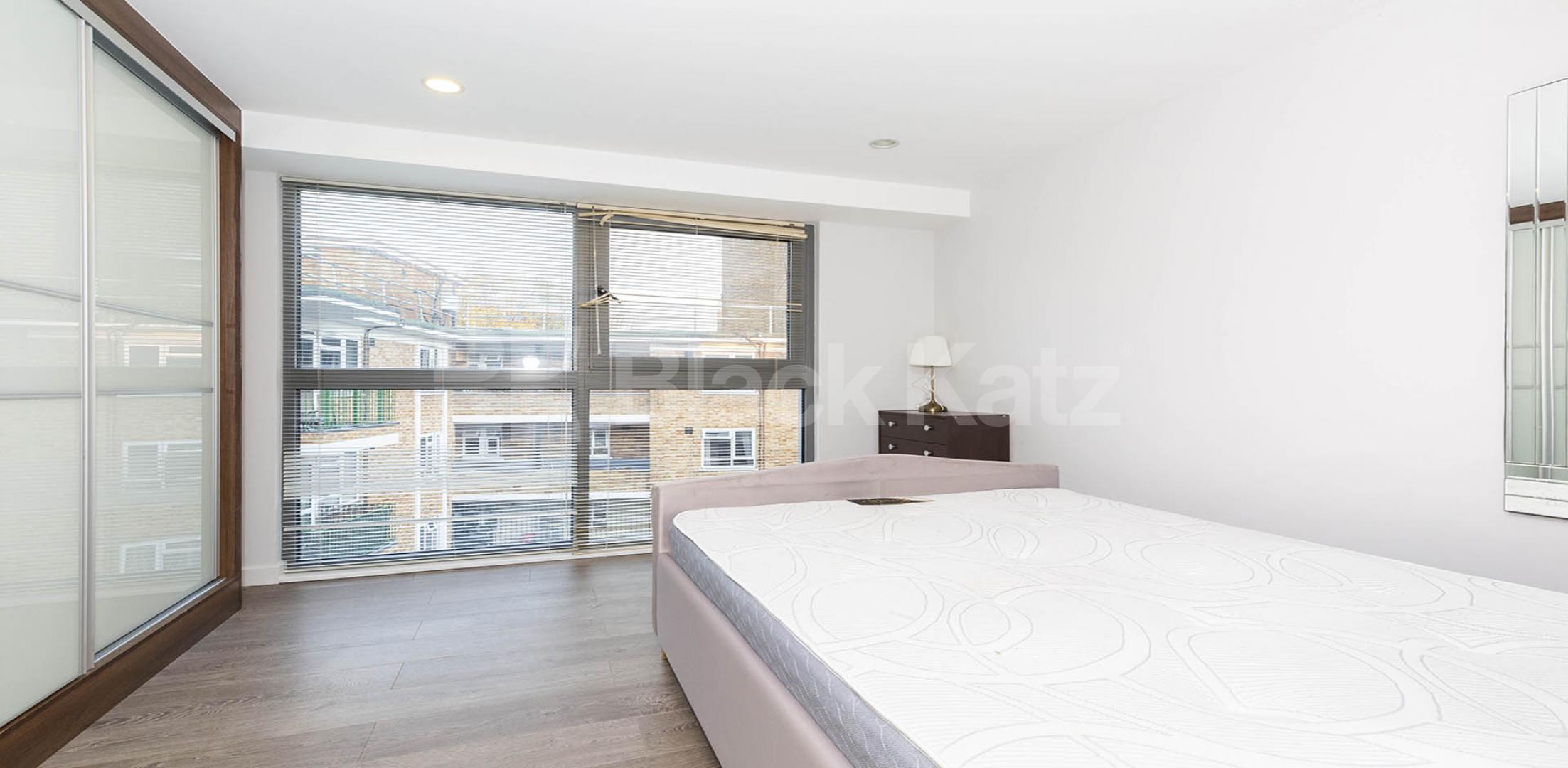 			2 Bedroom, 1 bath, 1 reception Apartment			 Mintern Street, OLD STREET-SHOREDITCH PARK